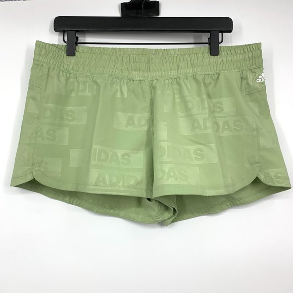Adidas Pacer Shorts Deboss Woven Green Running Training NWT - Picture 2 of 13